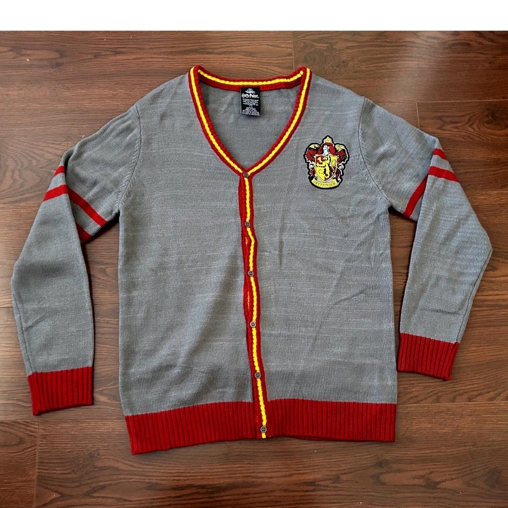Harry Potter Gryffindor Cardigan Sweater Grey Red Yellow Crest Logo V-Neck L/G